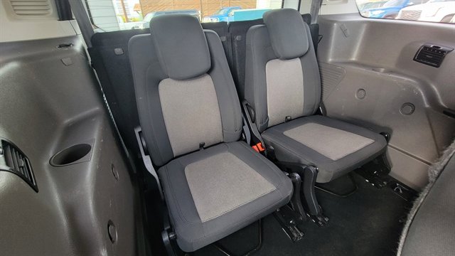 Used 2020 Ford Transit Connect XL image 30