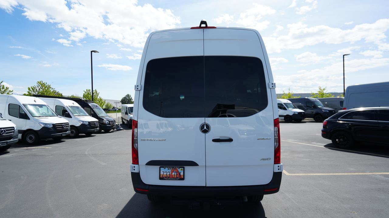 Used 2025 Mercedes-Benz Sprinter 2500 image 6