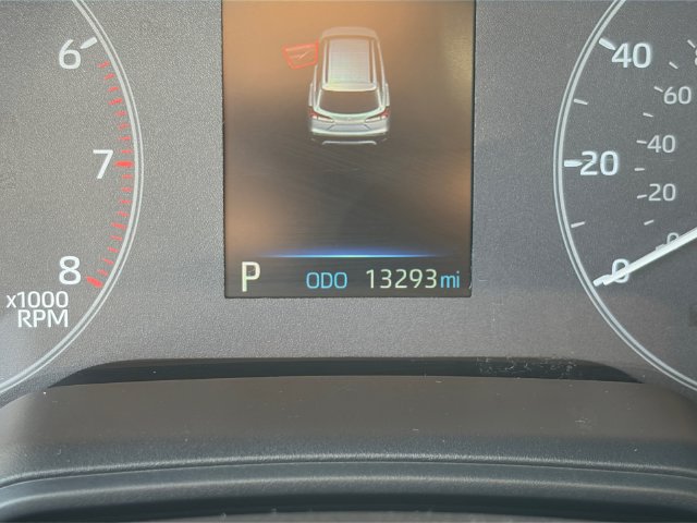 Used 2024 Toyota Corolla Cross AWD Hybrid image 11