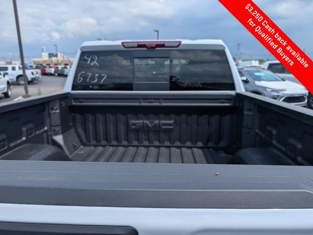 New 2026 GMC Sierra 1500 Denali Ultimate w/ LPO, Black Badging Package AWD/4WD image 10