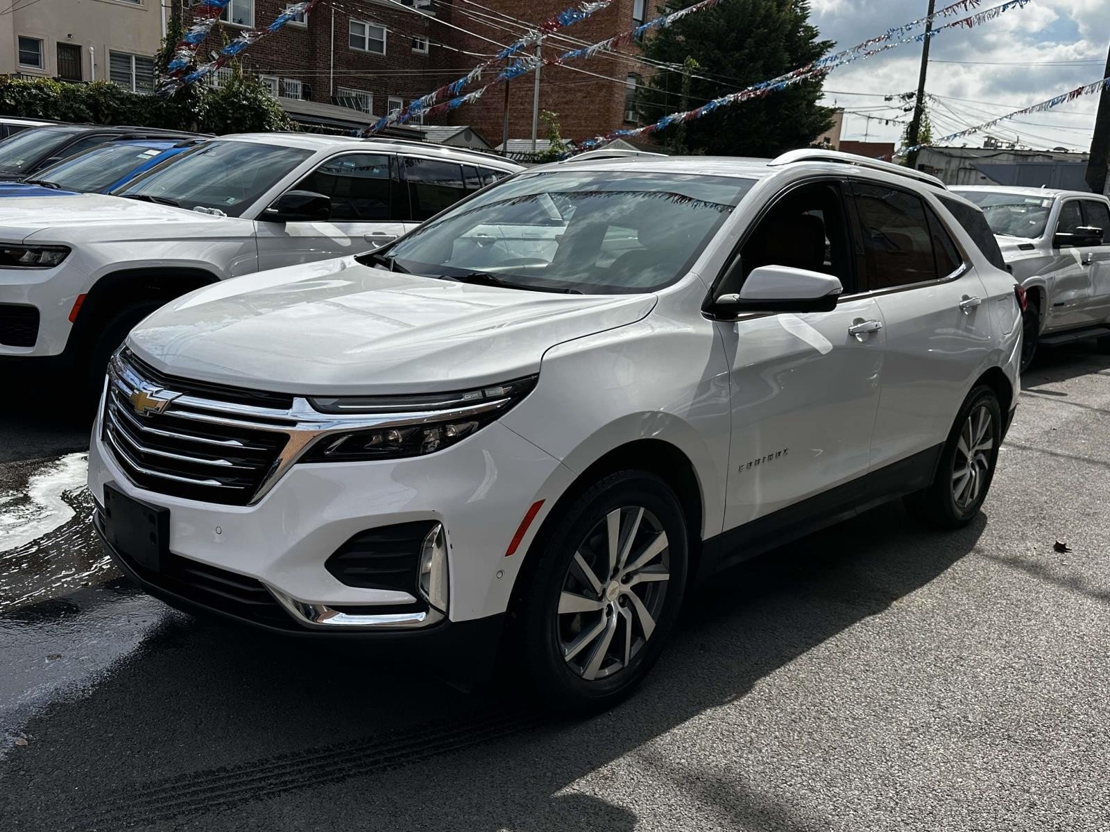 Used 2022 Chevrolet Equinox Premier AWD/4WD image 7