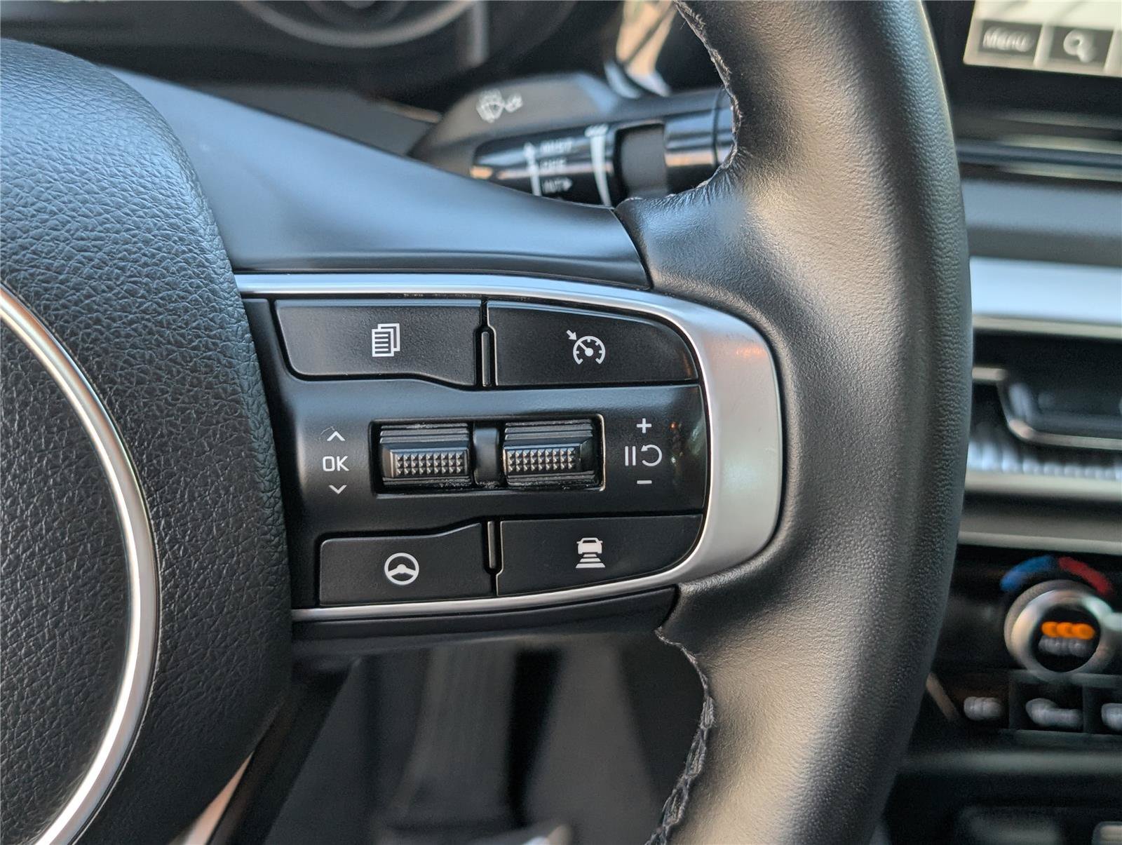 Used 2023 Kia K5 GT-Line image 24