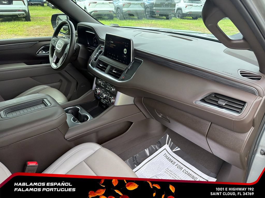 Used 2024 GMC Yukon SLT w/ SLT Luxury Package AWD/4WD image 36