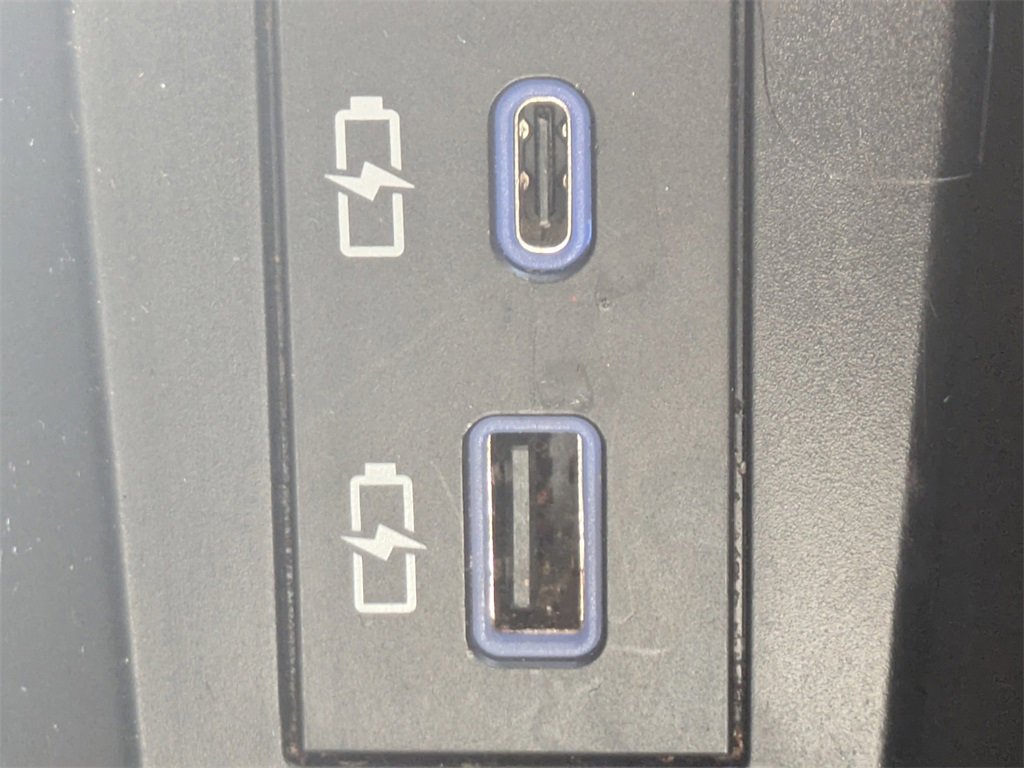 Used 2021 Toyota Sienna XLE w/ XLE Plus Package image 28