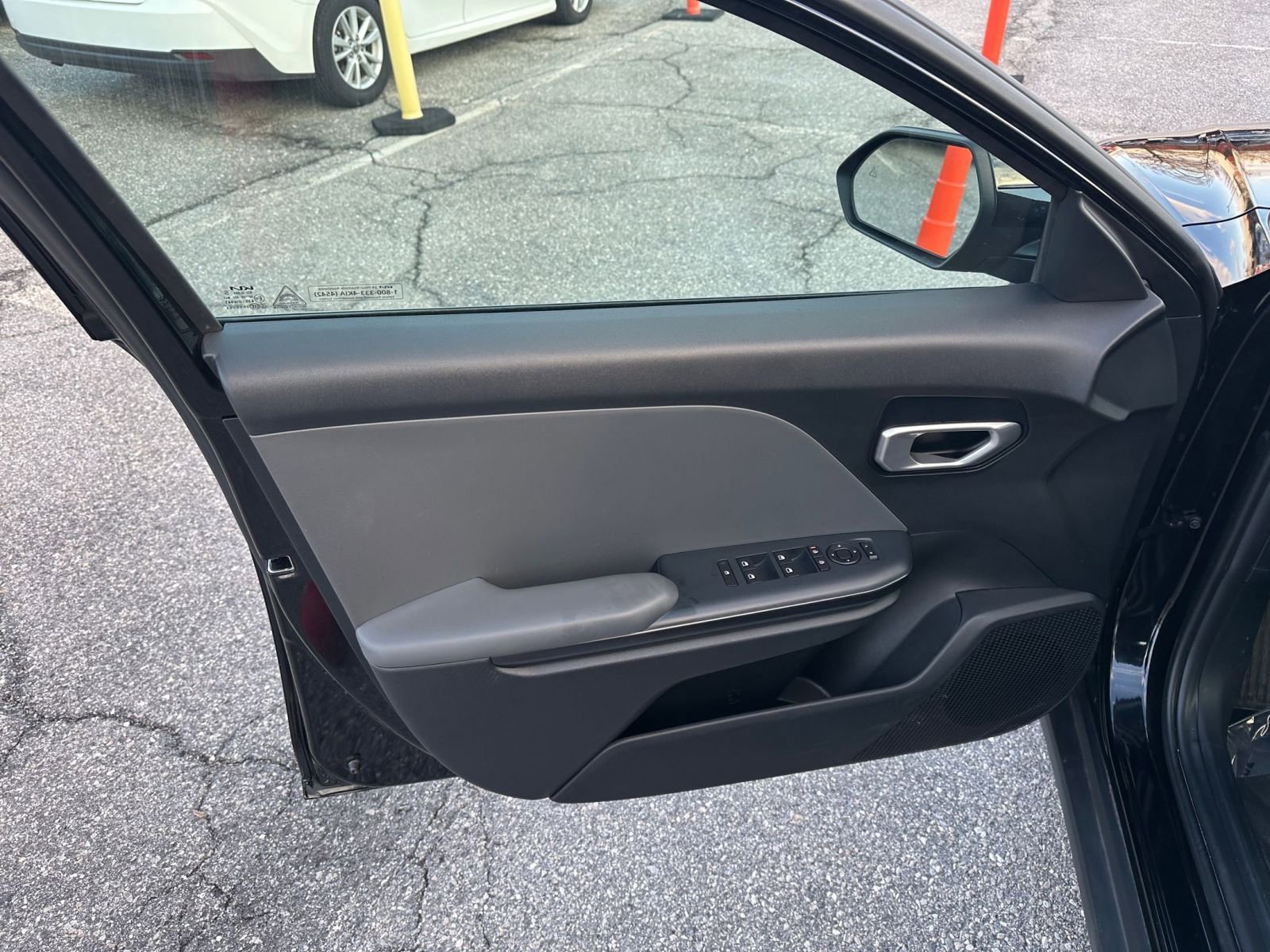 Used 2025 Kia K4 LXS image 20