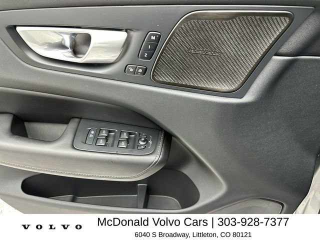 Used 2023 Volvo XC60 B5 Ultimate w/ Climate Package AWD/4WD image 12