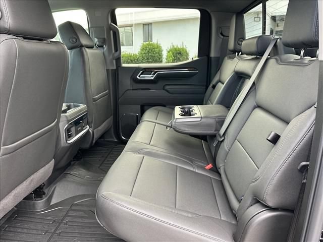 New 2026 GMC Sierra 1500 Elevation w/ Elevation Premium Package AWD/4WD image 24