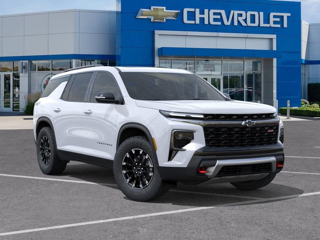 New 2026 Chevrolet Traverse Z71 w/ Driver Confidence Package AWD/4WD image 7