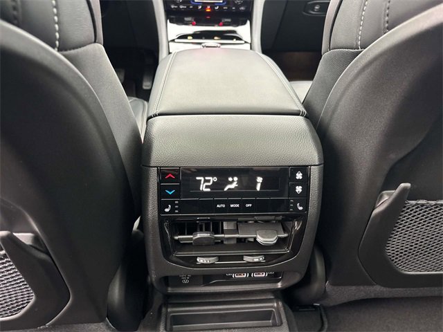 New 2025 Jeep Grand Cherokee L Limited image 8