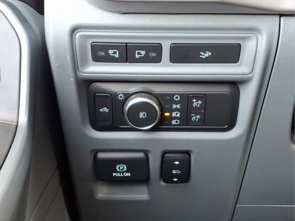 Used 2022 Ford F150 XLT w/ Equipment Group 302A High image 18