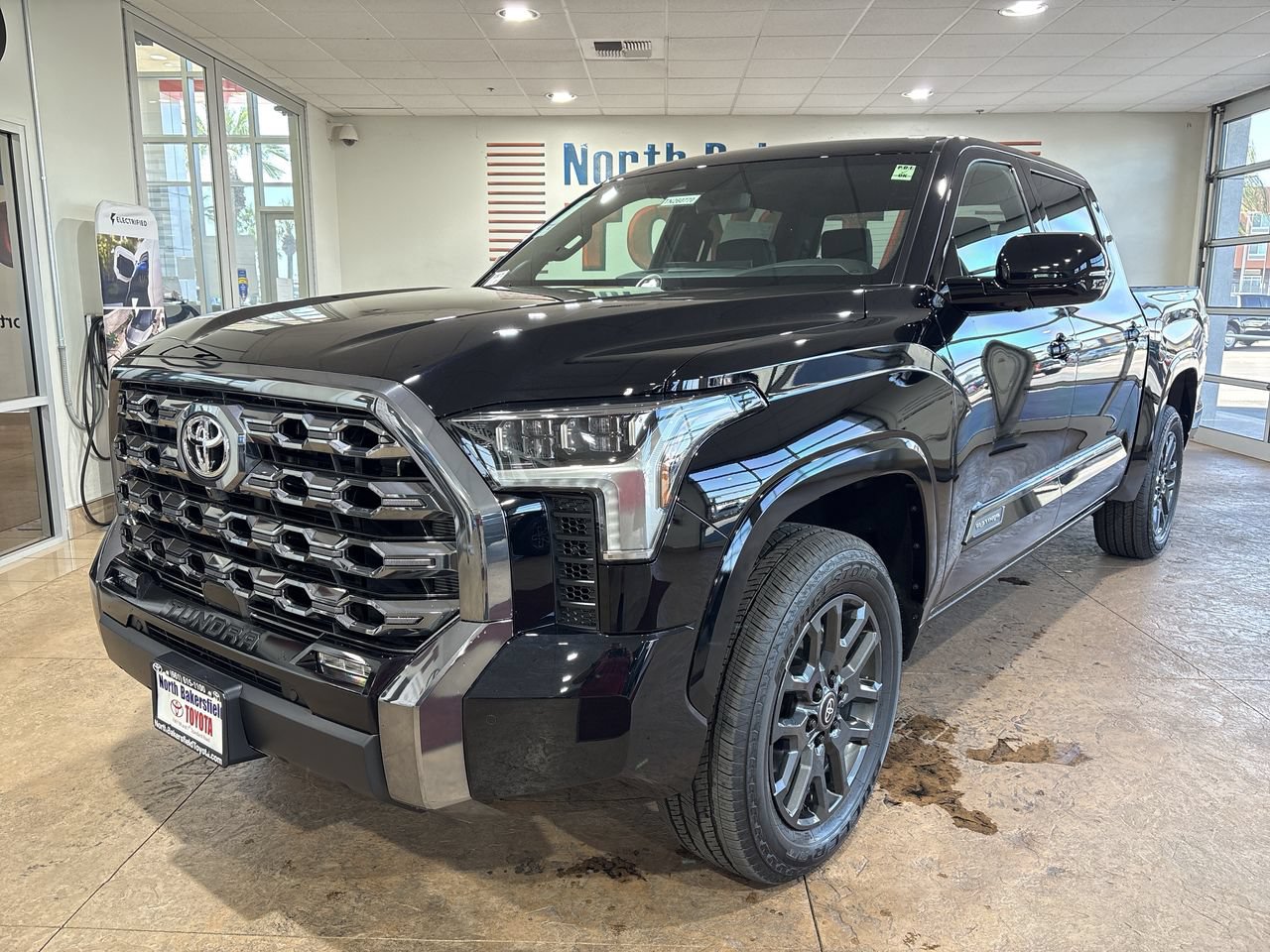New 2026 Toyota Tundra Platinum AWD/4WD image 6