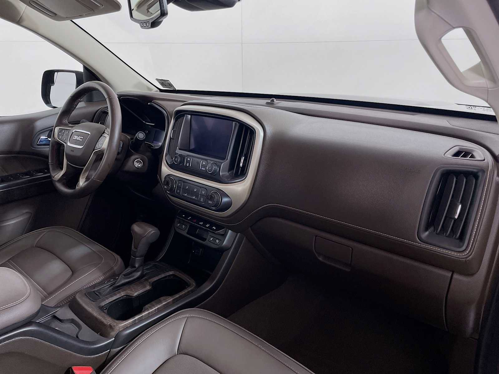 Used 2021 GMC Canyon Denali image 27