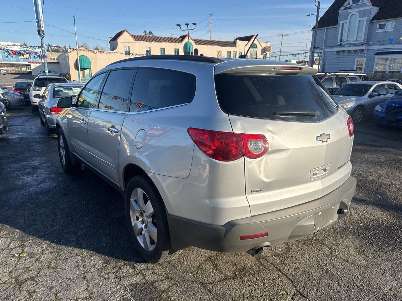 Used 2012 Chevrolet Traverse LTZ image 4