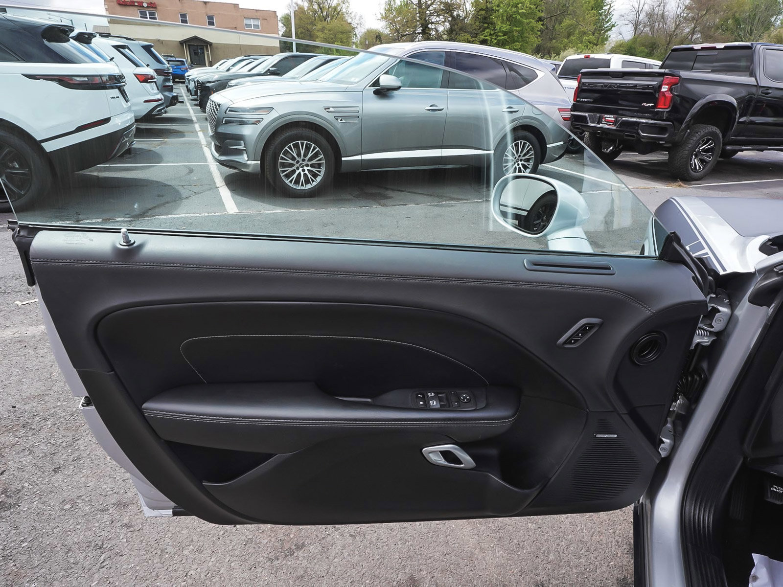 Used 2023 Dodge Challenger R/T Scat Pack w/ T/A Package RWD image 9