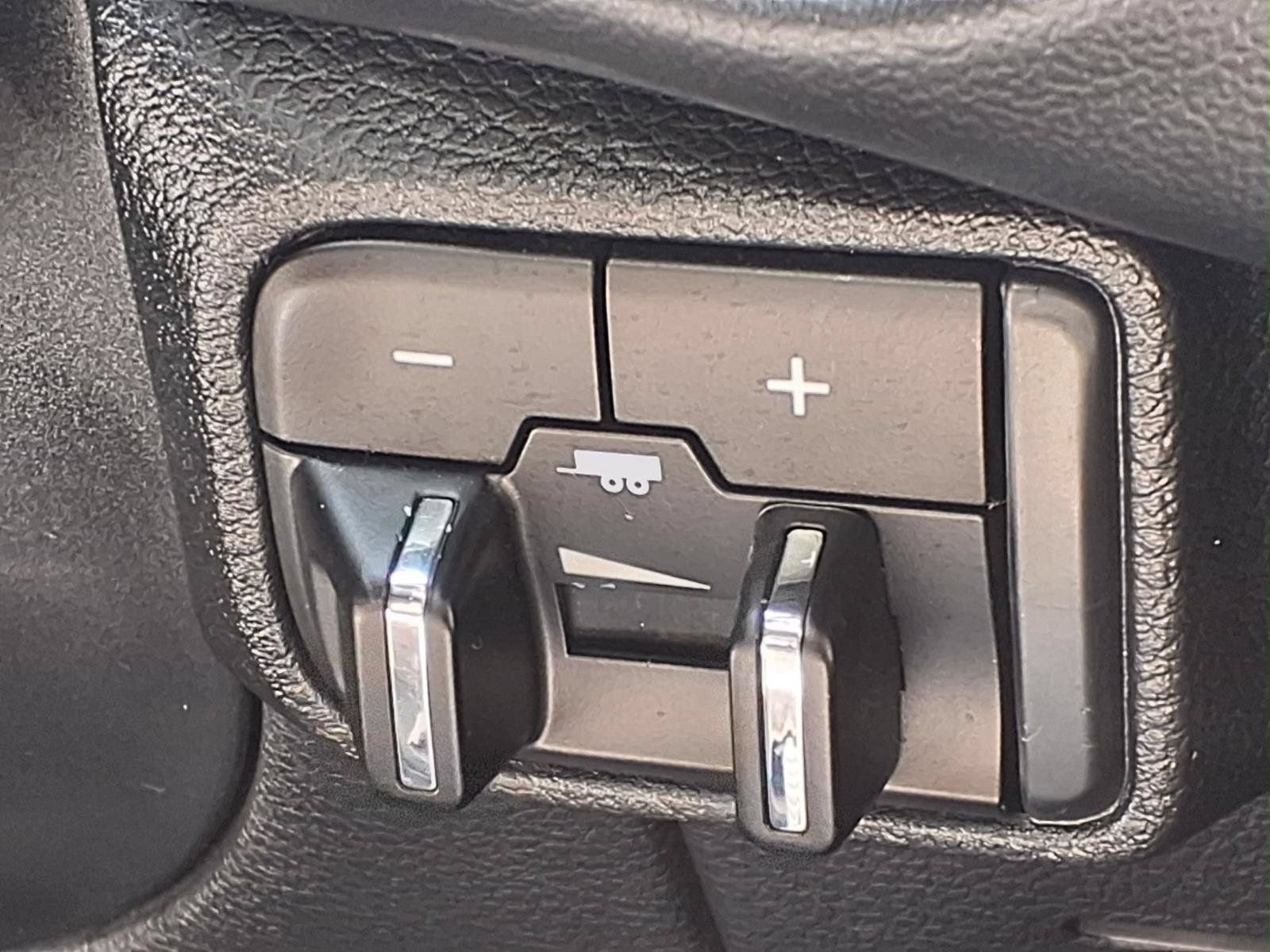 Used 2024 Dodge Durango GT AWD/4WD image 9