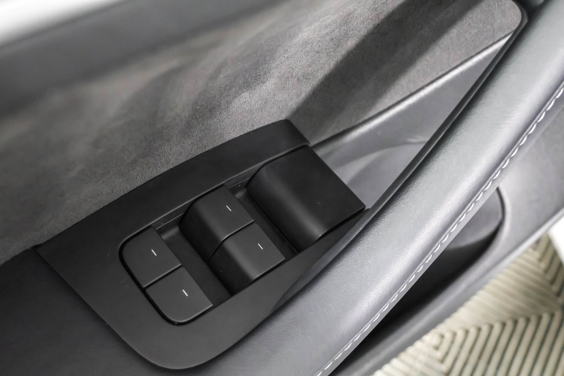 Used 2021 Tesla Model 3 Standard Range Plus image 33