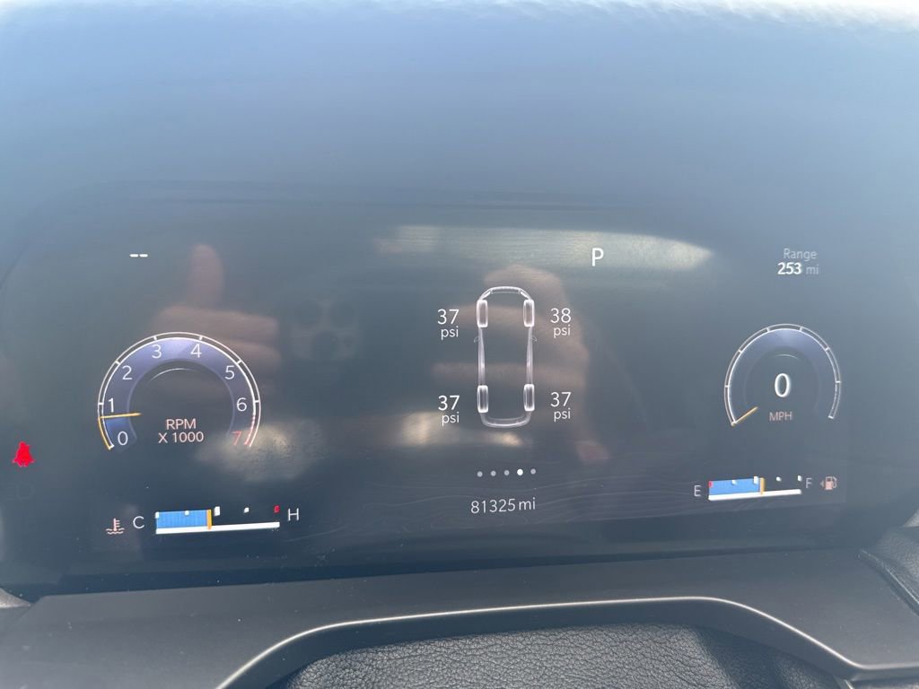 Used 2021 Jeep Grand Cherokee L Limited RWD image 26
