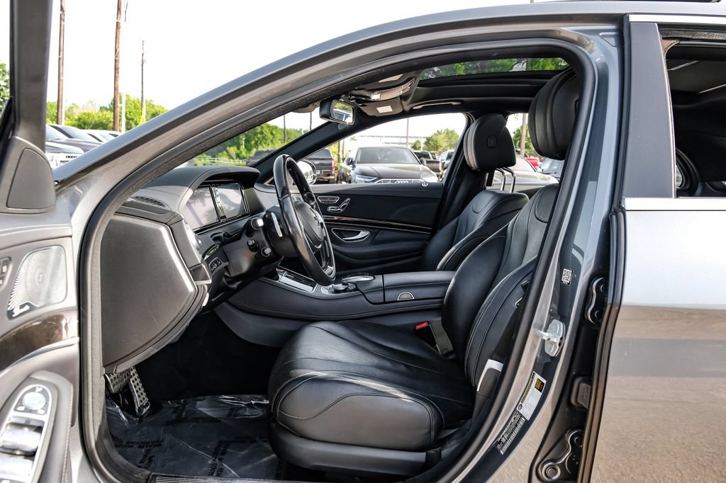 Used 2016 Mercedes-Benz S 550 Sedan image 27