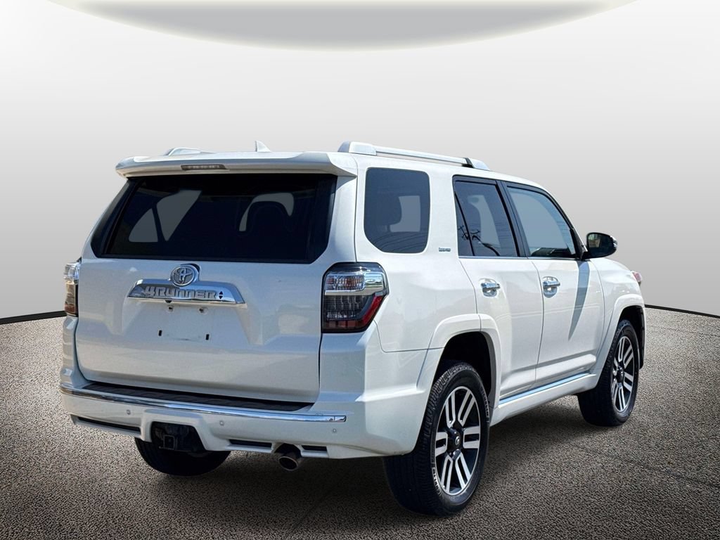 Used 2017 Toyota 4Runner Limited AWD/4WD image 2