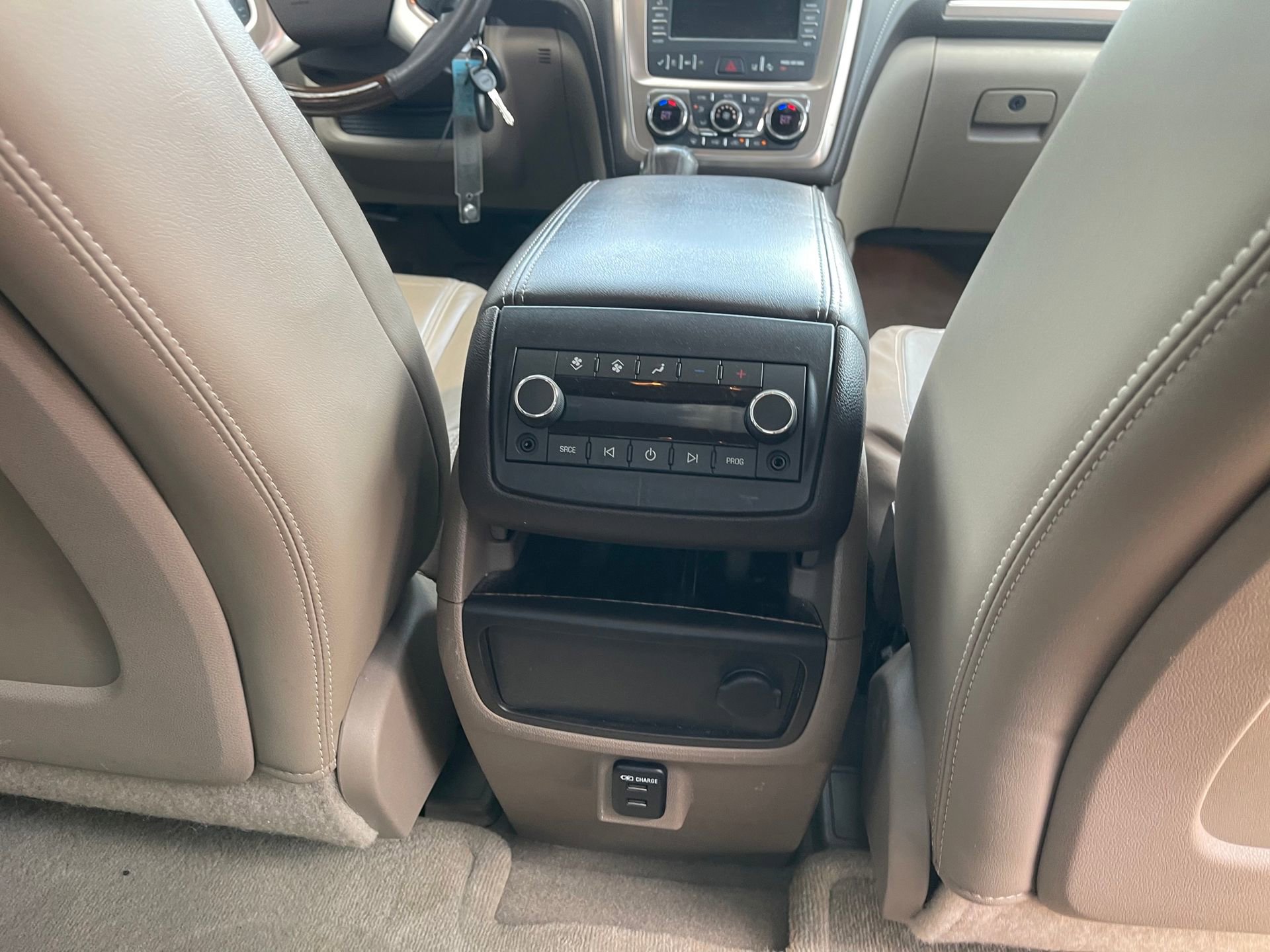 Used 2015 GMC Acadia Denali FWD image 26