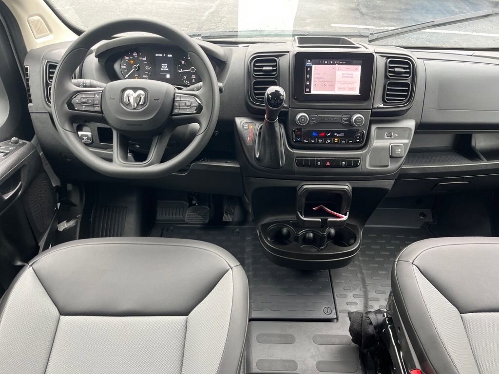 Used 2025 RAM ProMaster 2500 w/ Convenience Group image 16