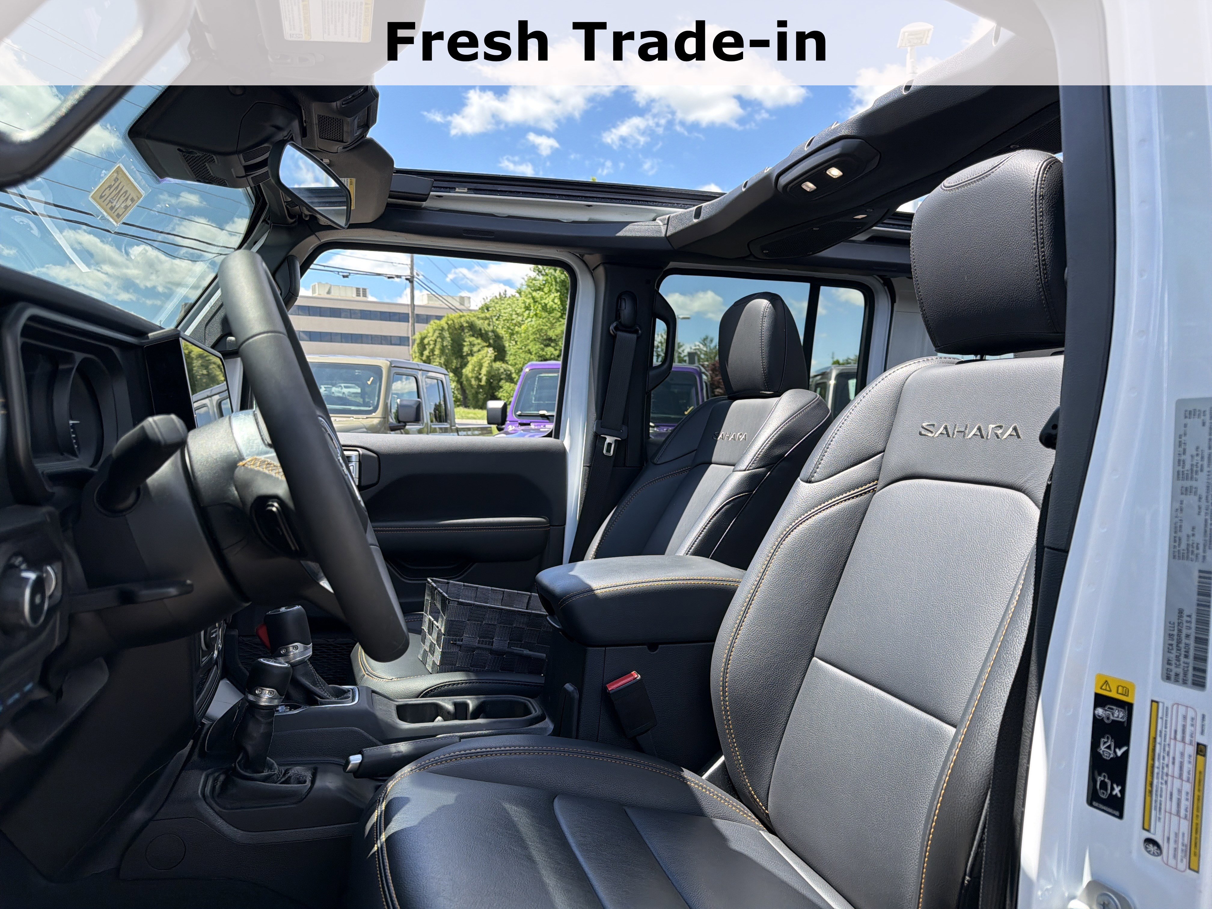 Used 2024 Jeep Wrangler Unlimited Sahara w/ Safety Group AWD/4WD image 16