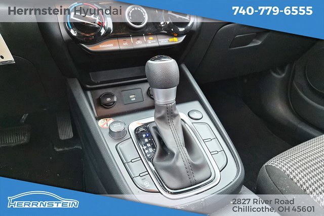 Used 2023 Hyundai Kona SE w/ Cargo Package image 11