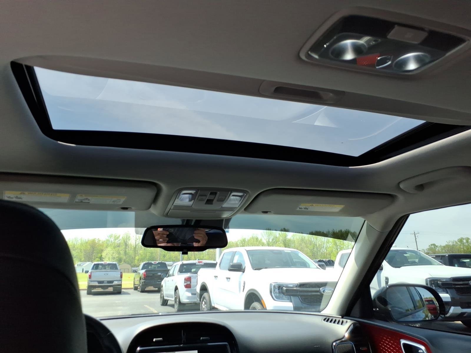 Used 2023 Kia Soul GT-Line image 10