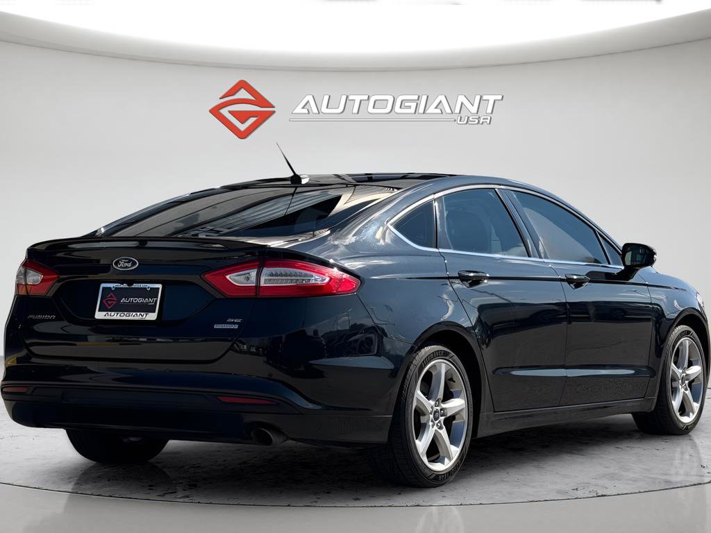 Used 2014 Ford Fusion SE image 11