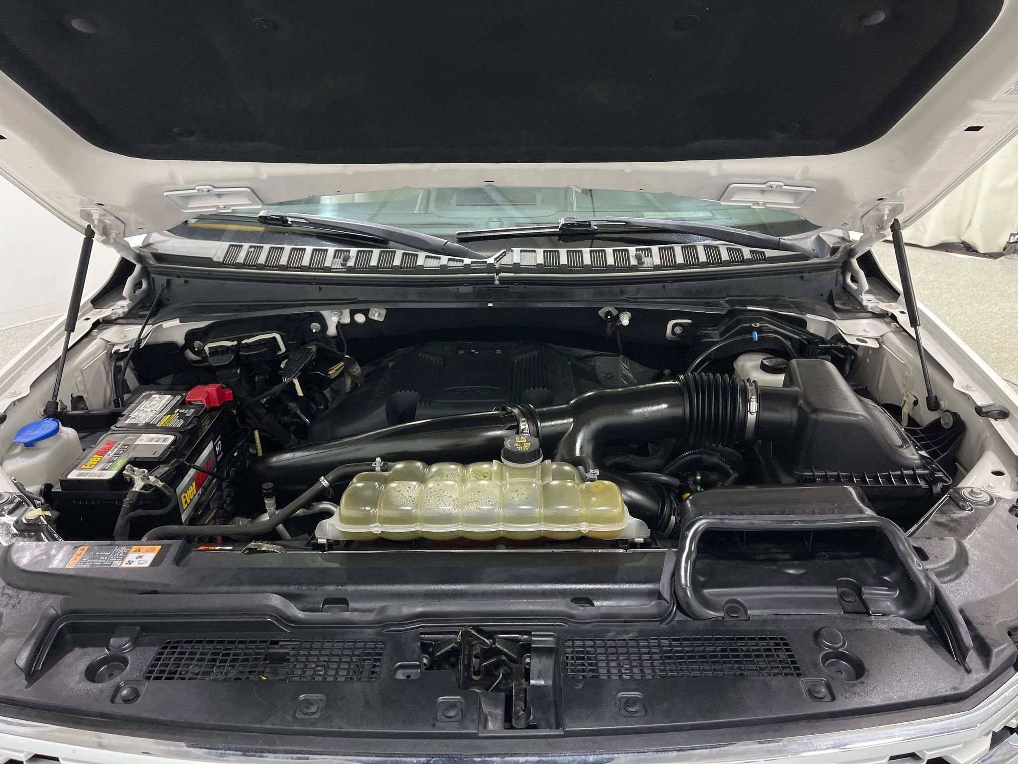 Used 2019 Ford Expedition Max Platinum AWD/4WD image 27