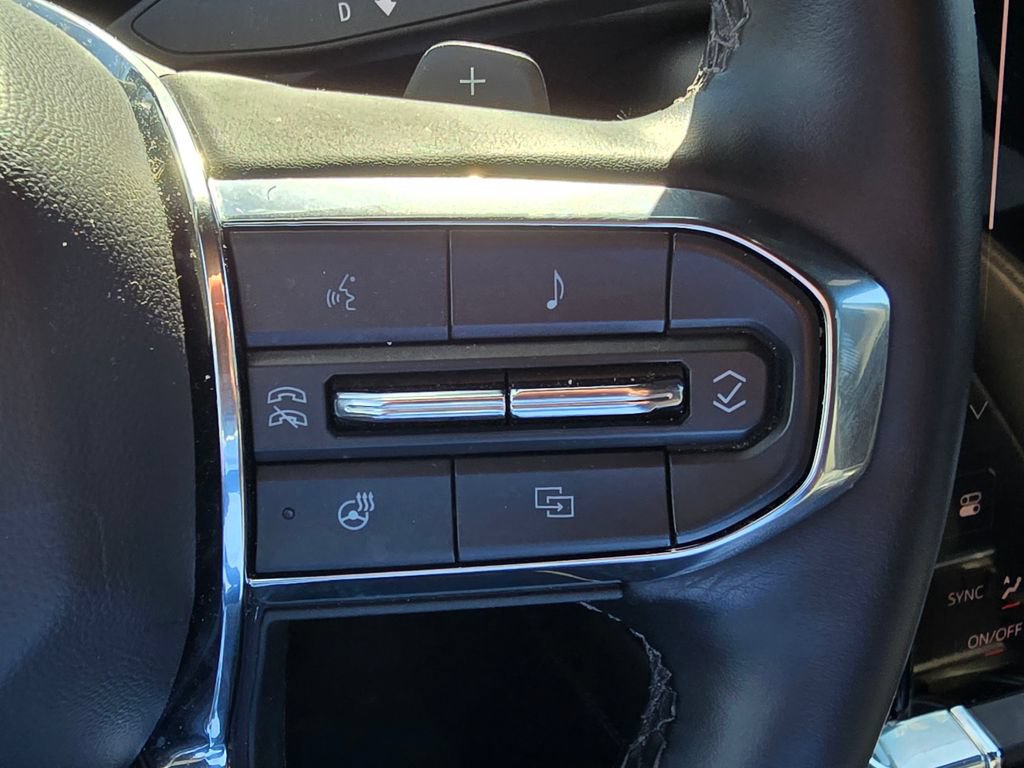 Certified 2025 GMC Yukon Denali AWD/4WD image 15