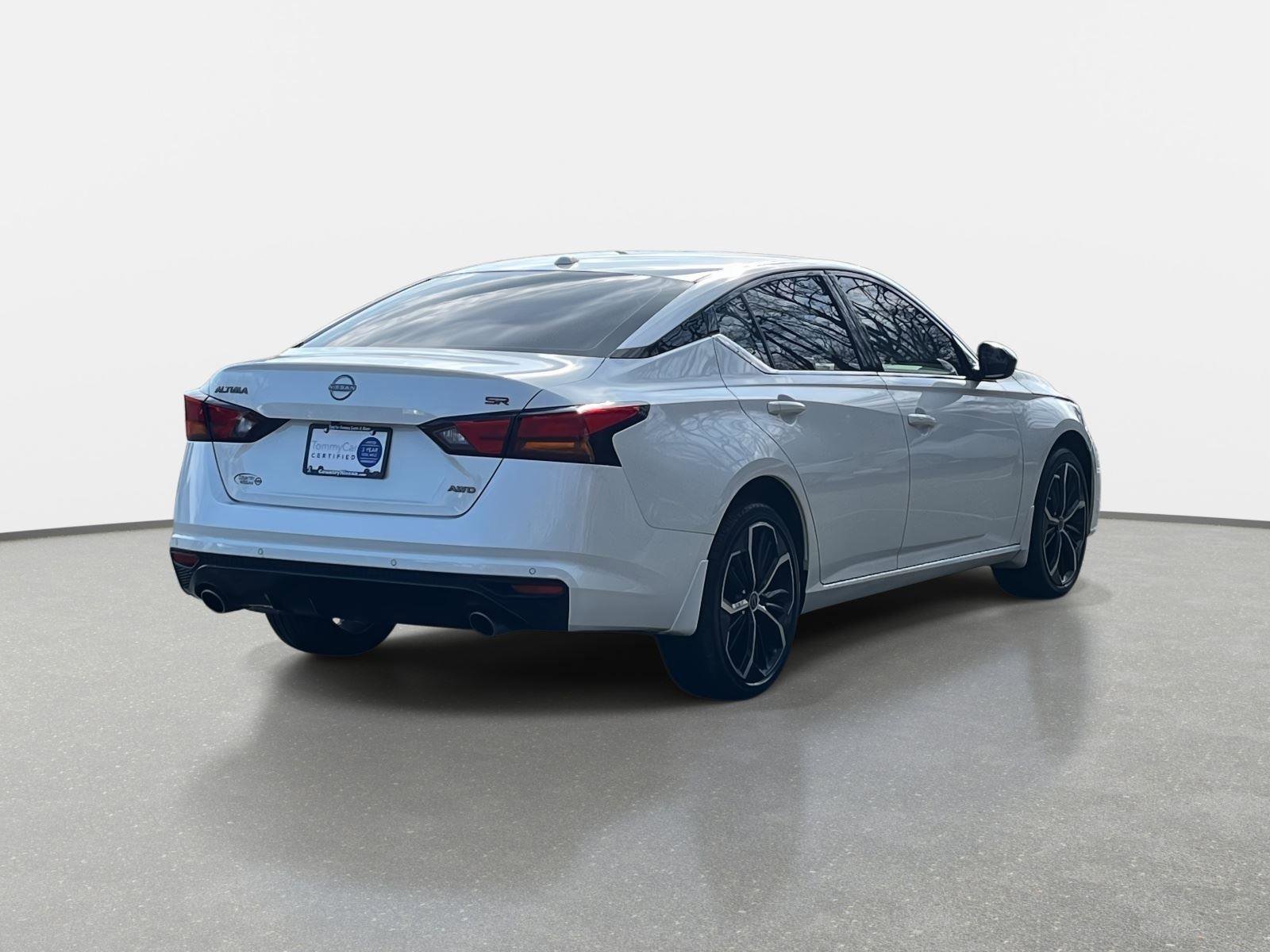 Certified 2024 Nissan Altima 2.5 SR image 5