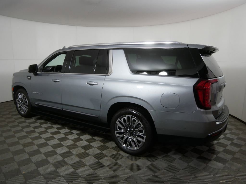 Used 2024 GMC Yukon XL Denali Ultimate image 6