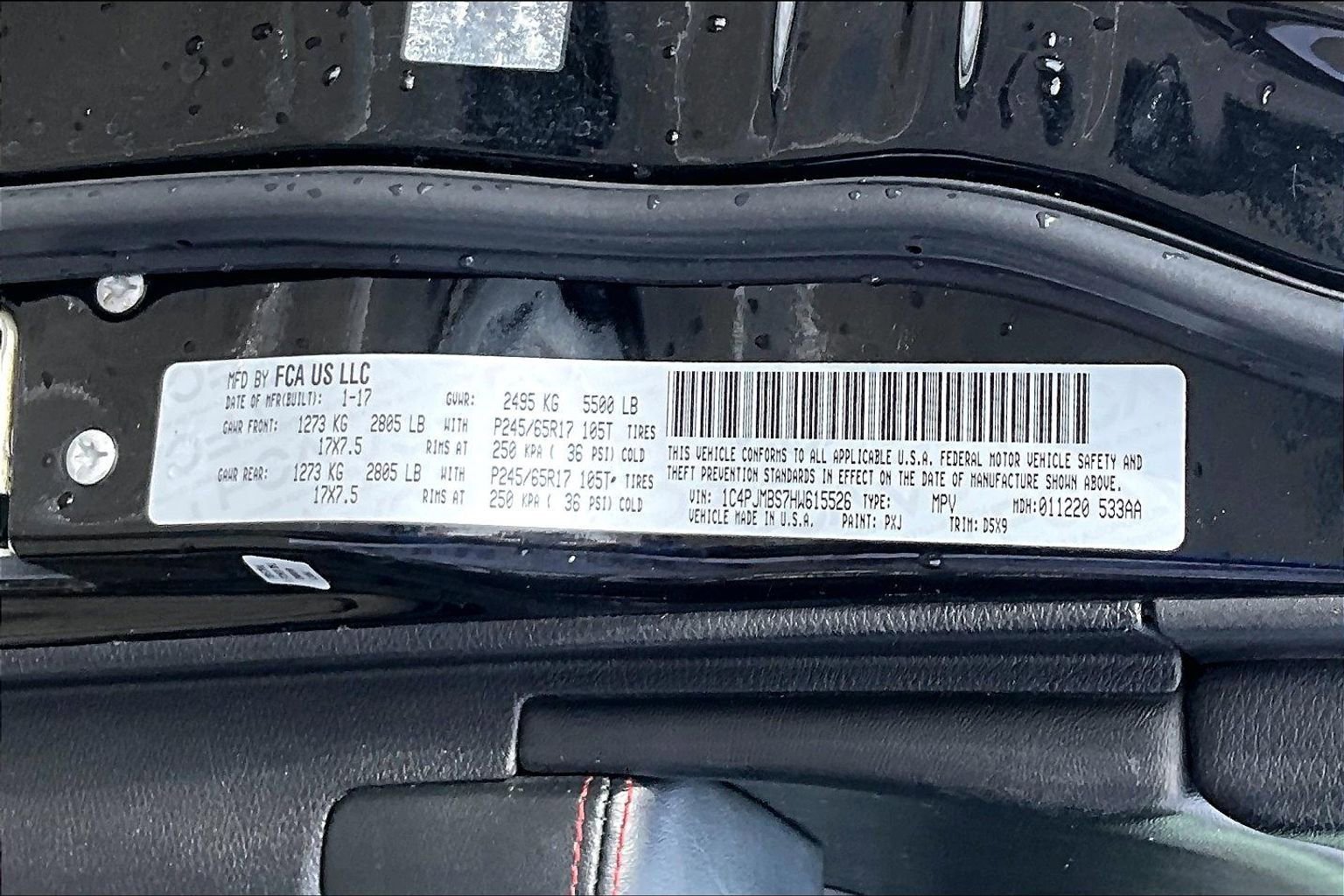 Used 2017 Jeep Cherokee Trailhawk w/ Cold Weather Group image 19