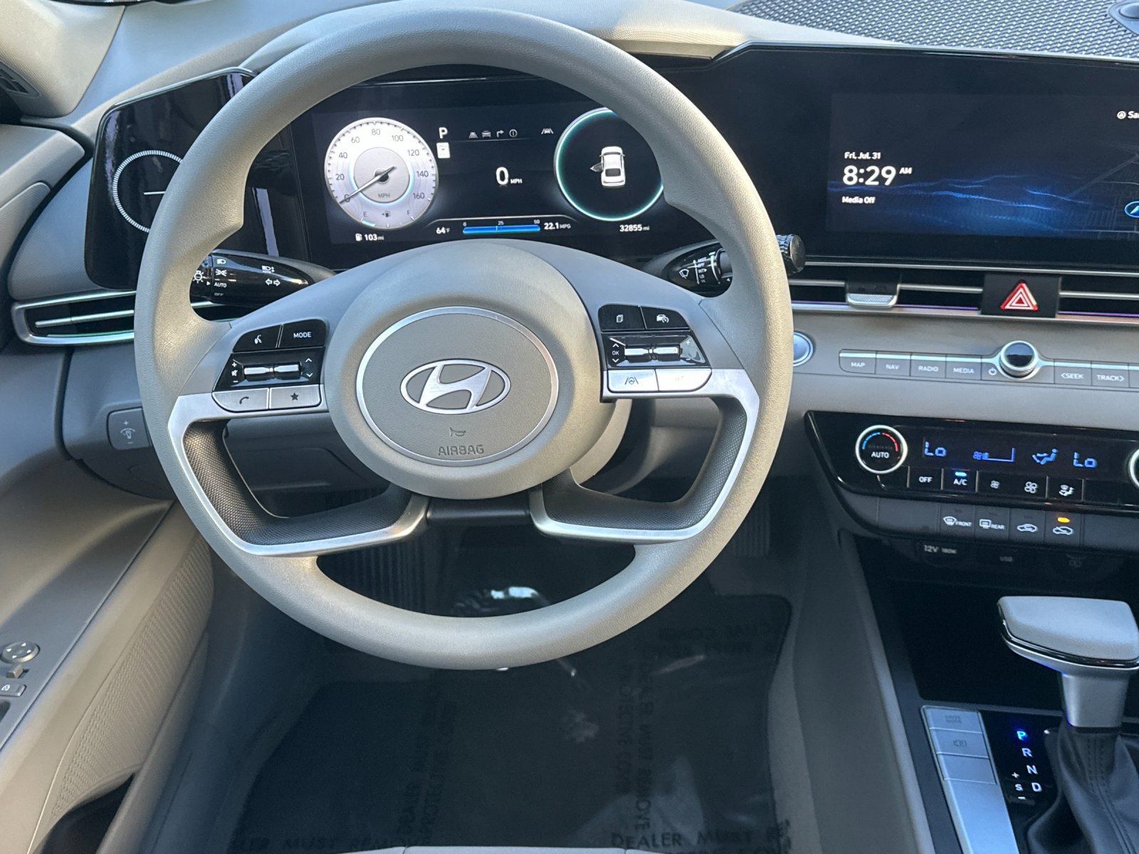 Used 2024 Hyundai Elantra SEL FWD image 14