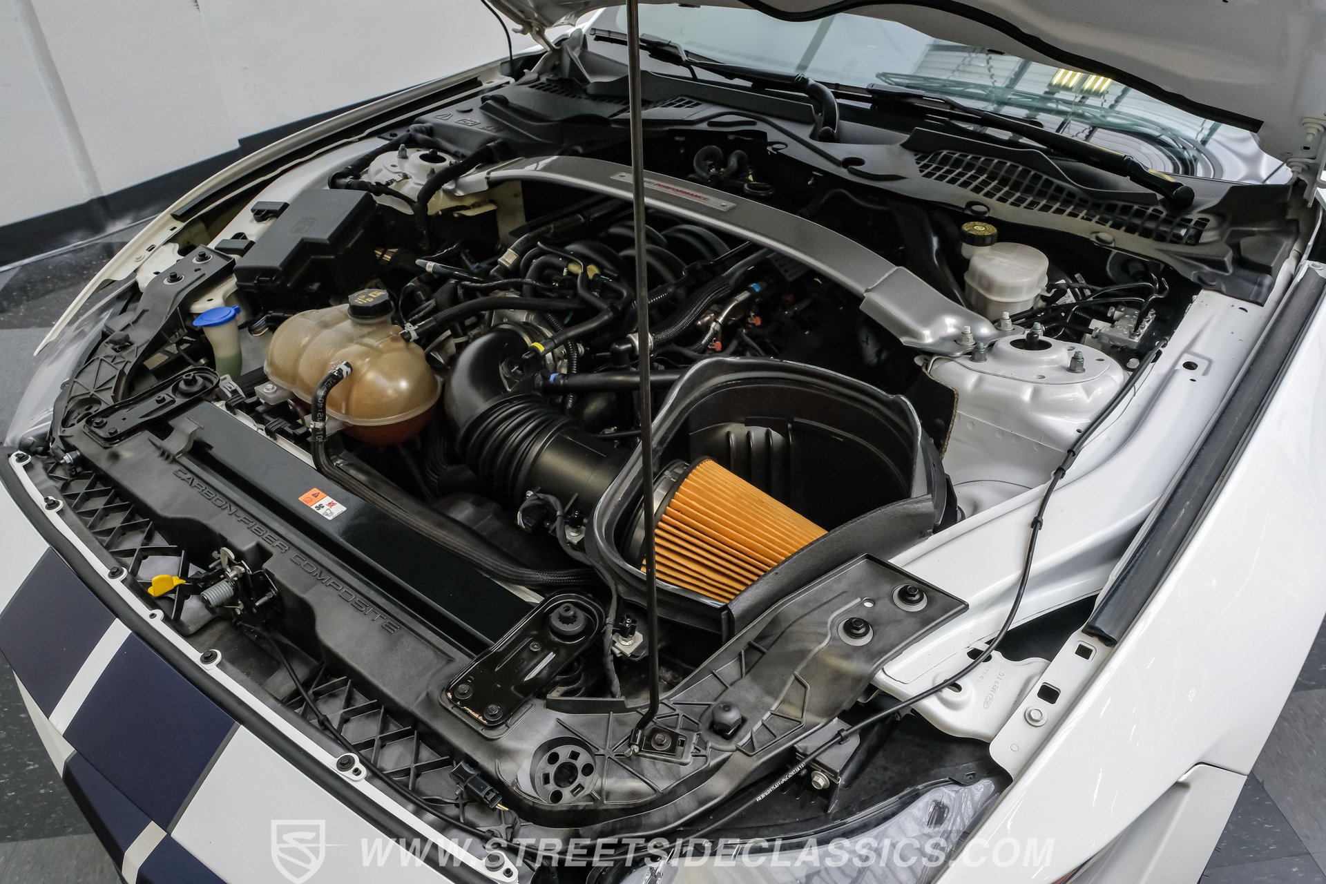 Used 2019 Ford Mustang Shelby GT350 w/ Technology Package RWD image 37