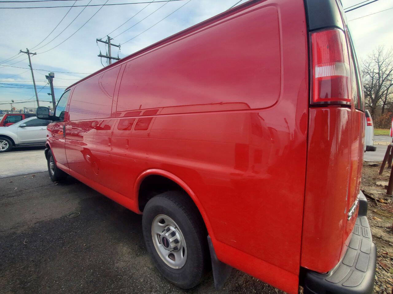 Used 2015 GMC Savana 2500 Extended image 6