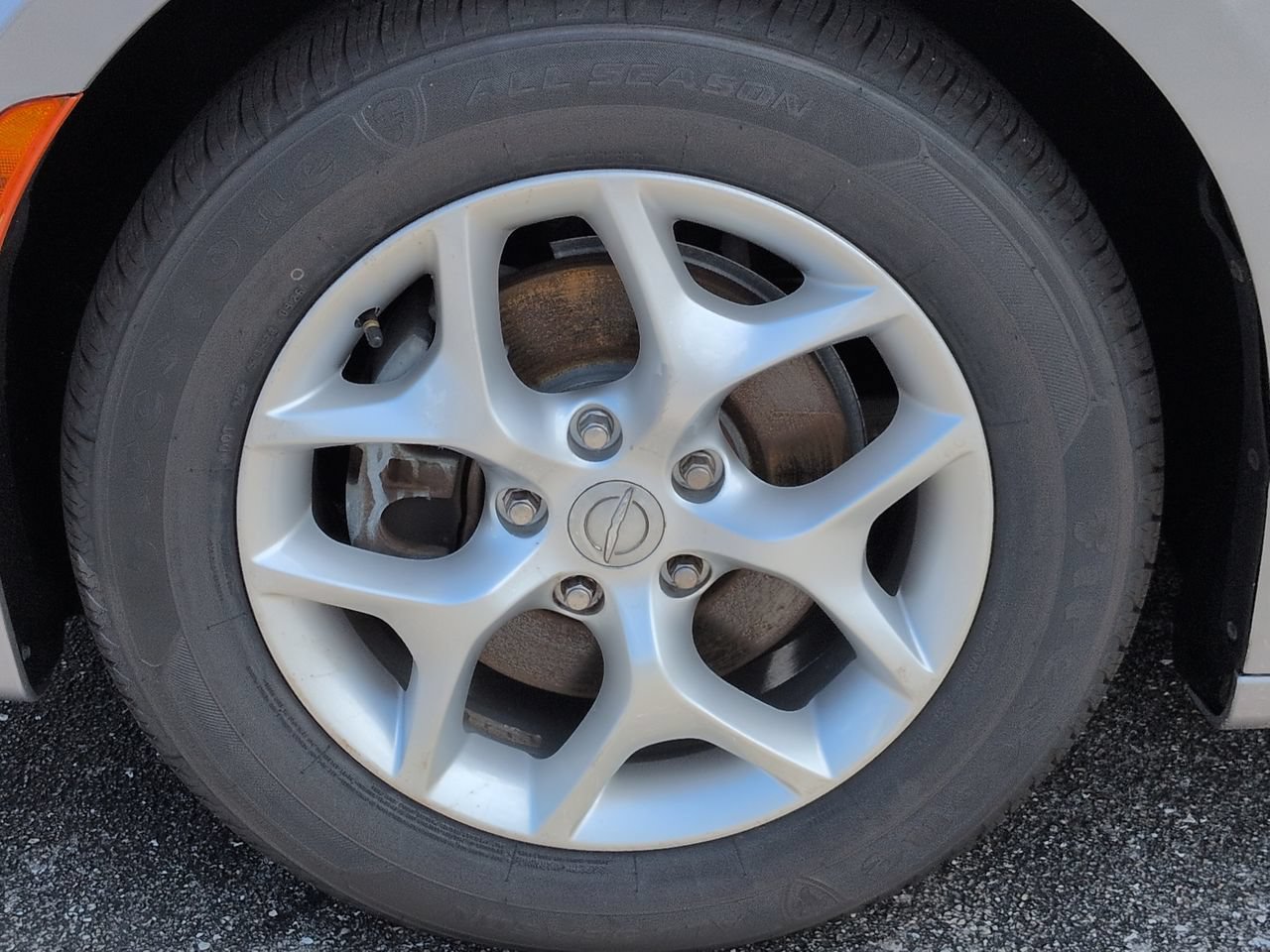 Used 2019 Chrysler Pacifica Touring-L Plus w/ Advanced Safetytec Group FWD image 11