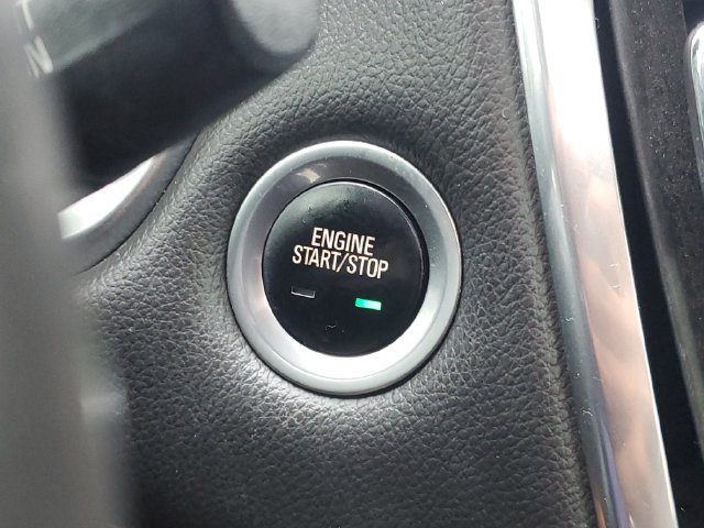 Used 2019 Chevrolet Traverse RS w/ LPO, Floor Liner Package AWD/4WD image 25