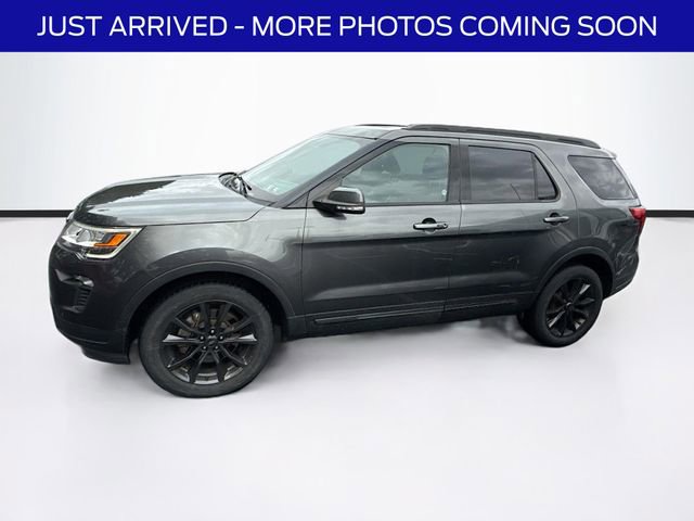 Certified 2018 Ford Explorer XLT w/ Equipment Group 202A image 4