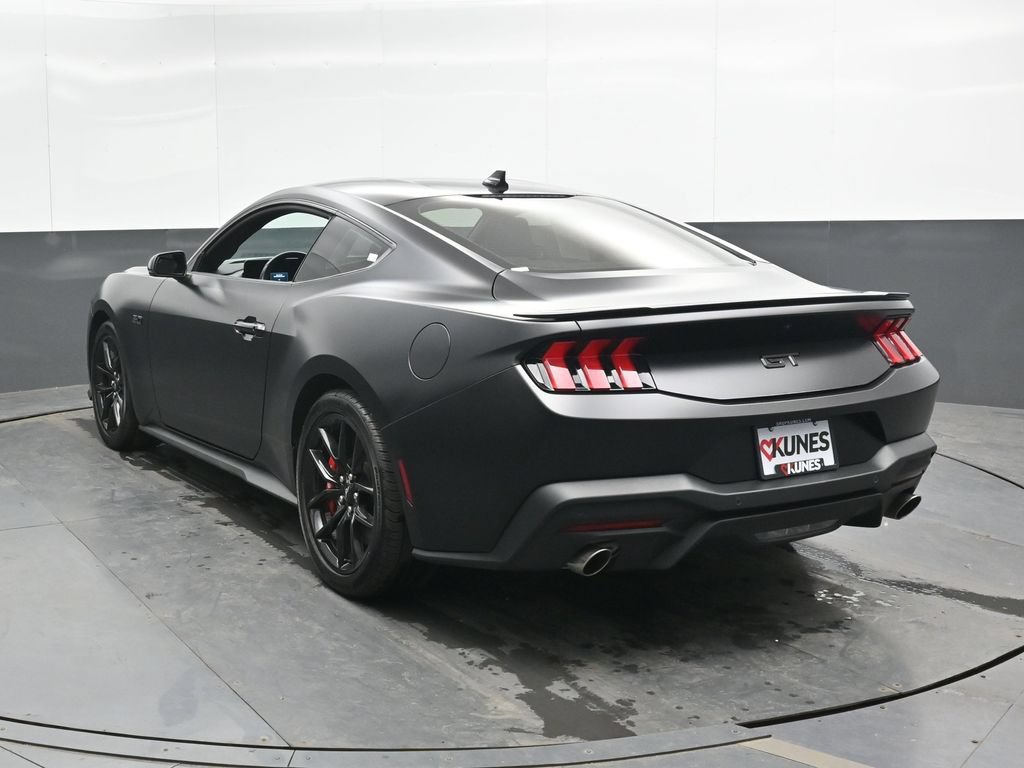 Used 2025 Ford Mustang GT Premium RWD image 11