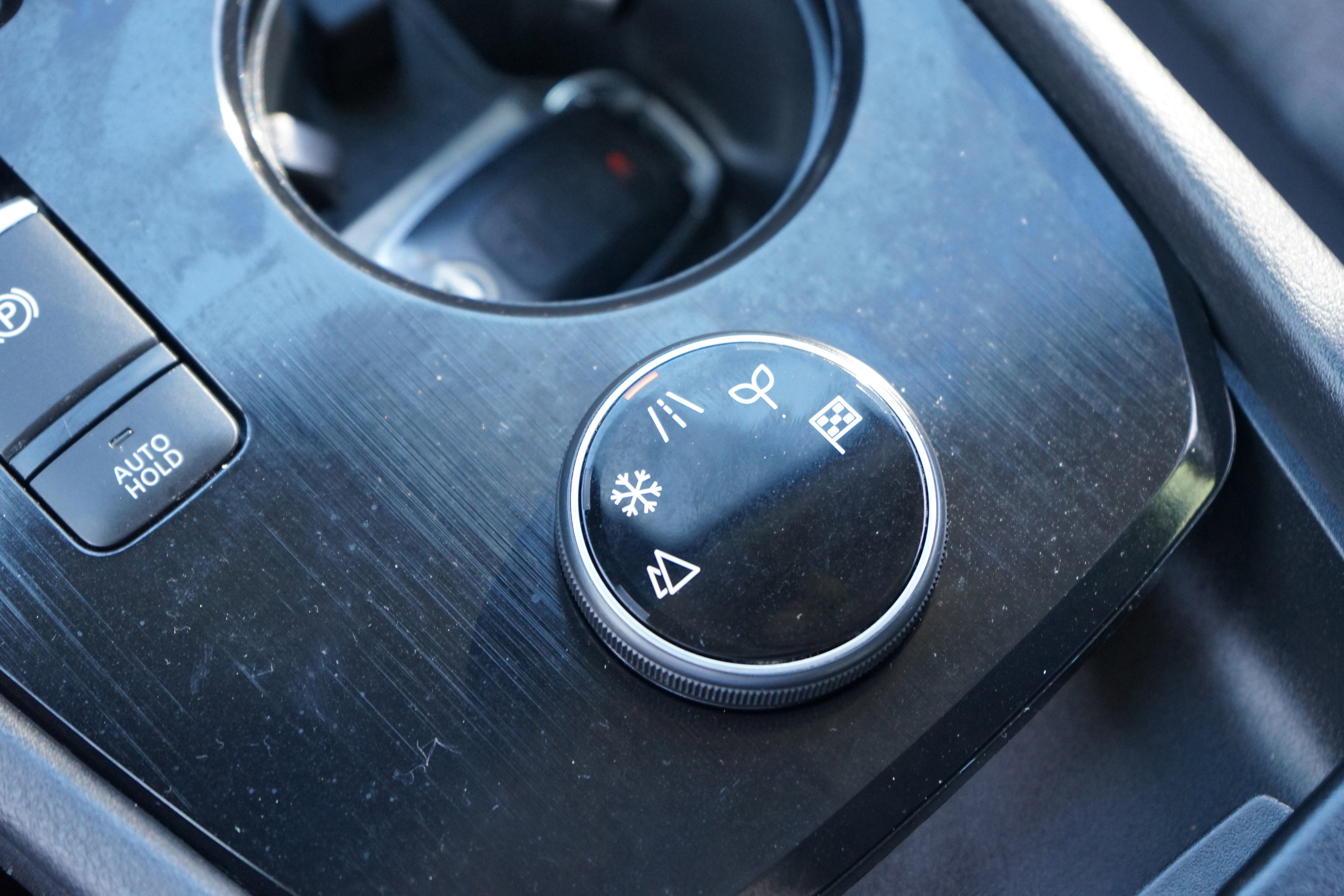 Used 2023 Nissan Rogue SV image 21