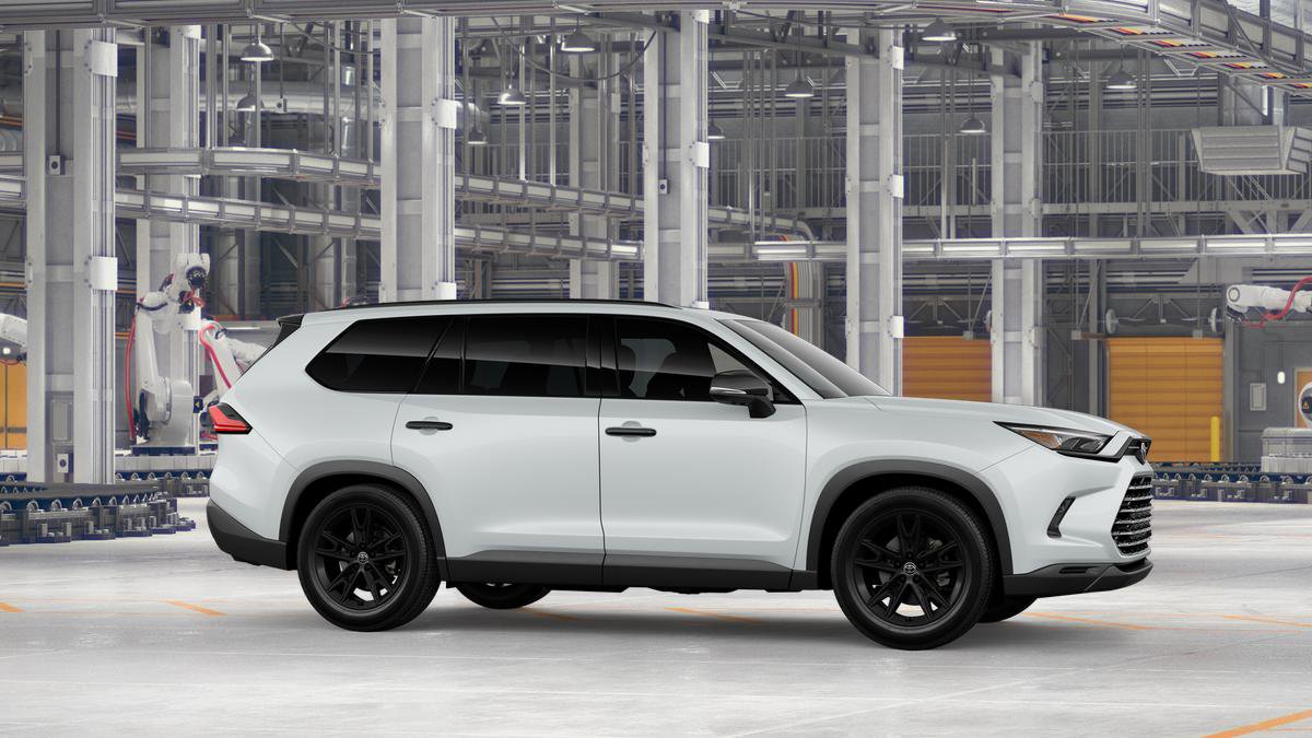 New 2026 Toyota Grand Highlander Nightshade image 13