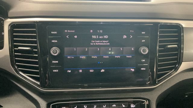 Used 2020 Volkswagen Atlas Cross Sport SEL R-Line AWD/4WD image 17