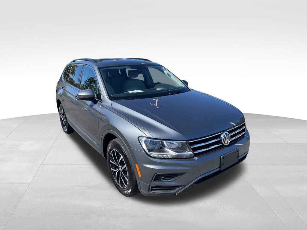 Used 2021 Volkswagen Tiguan SE w/ 3rd Row Seat Package image 22