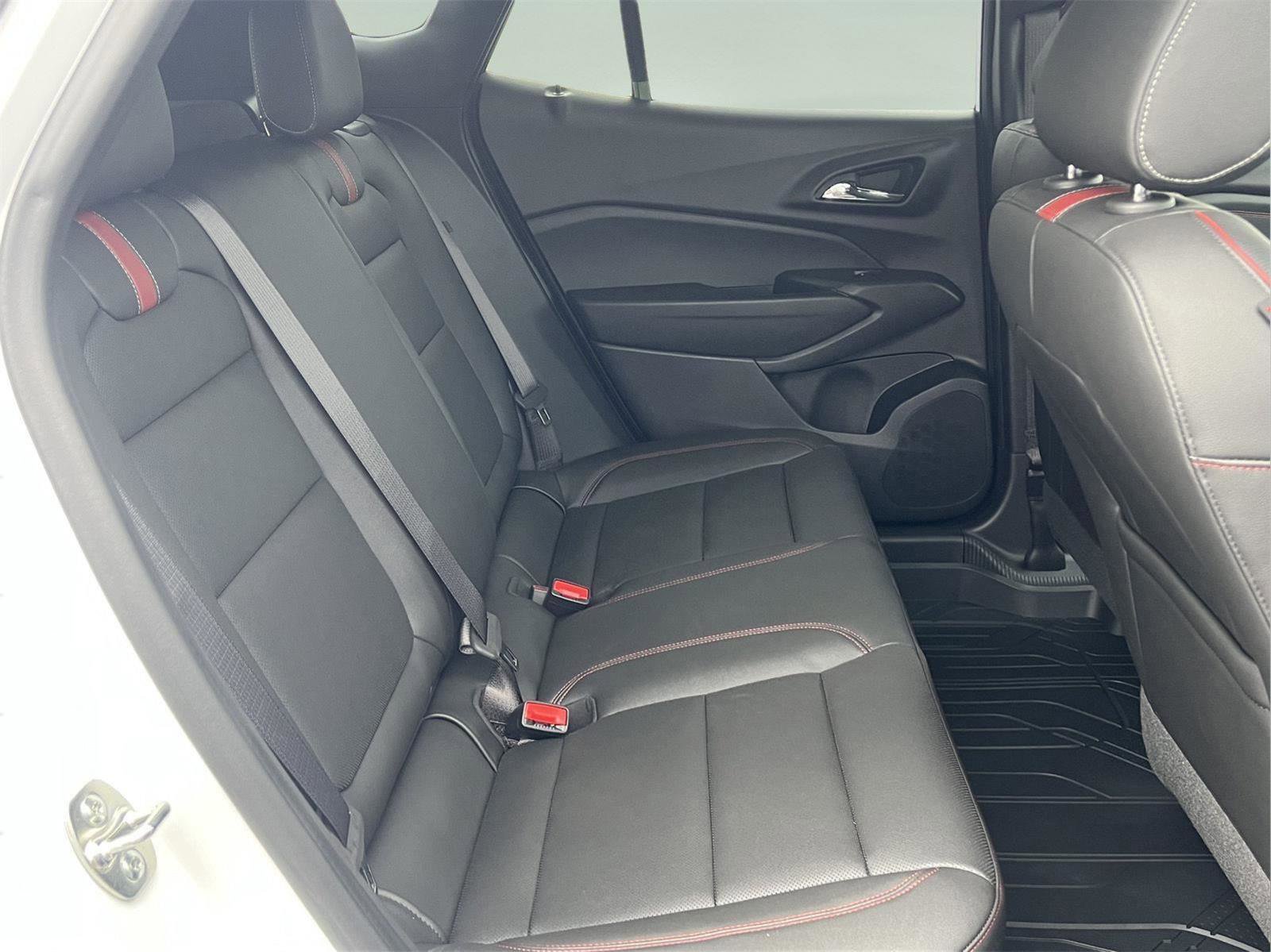 New 2026 Chevrolet Trax RS image 12