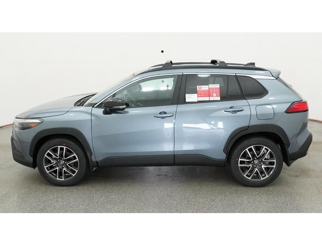New 2026 Toyota Corolla Cross XLE w/ Convenience Package AWD/4WD image 3