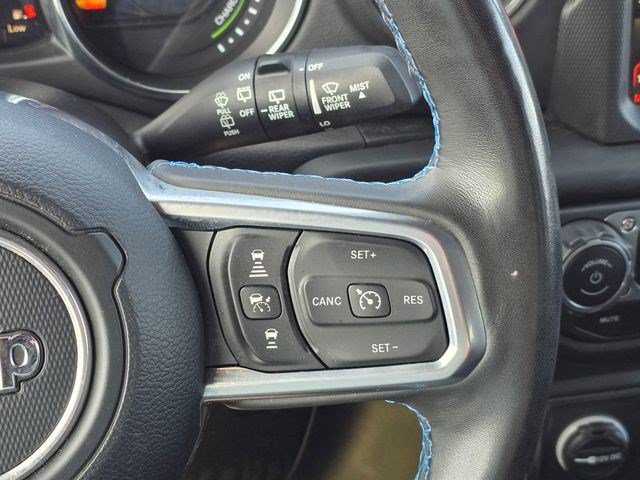 Used 2022 Jeep Wrangler Unlimited Rubicon 4xe w/ Cold Weather Group AWD/4WD image 35
