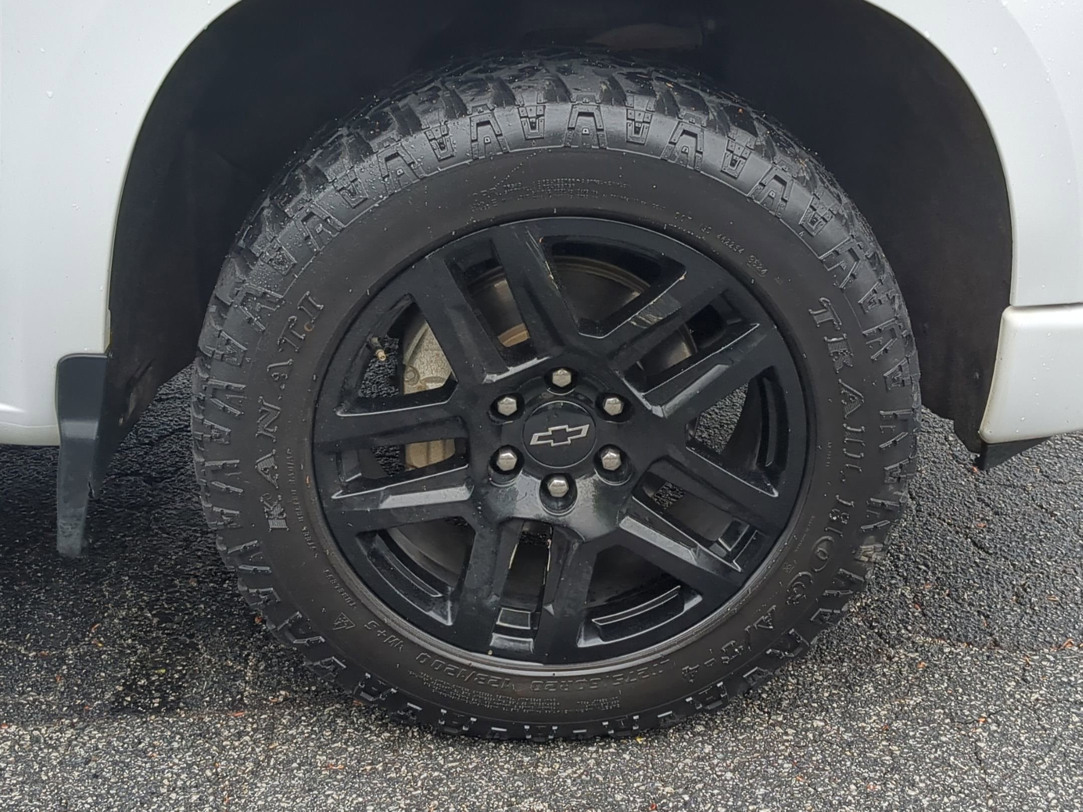 Used 2024 Chevrolet Silverado 1500 Custom w/ Rally Edition AWD/4WD image 12