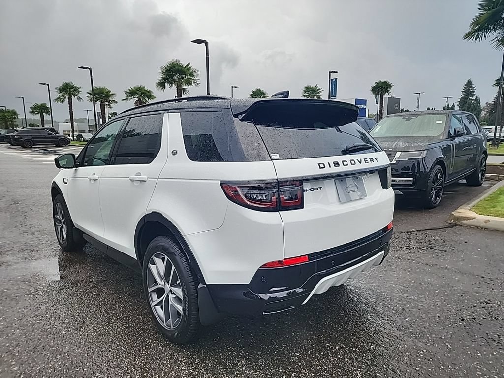 New 2026 Land Rover Discovery Sport Landmark AWD/4WD image 3